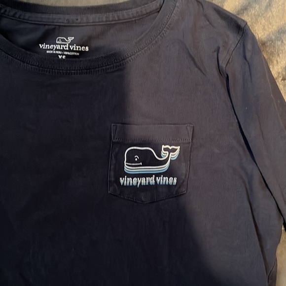 Vineyard Vines women’s long sleeve t-shirt - Picture 2 of 5